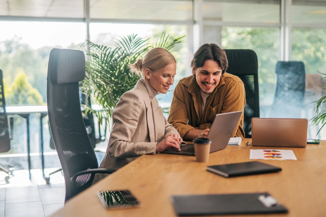 mobile-intranet-app-for-desk-and-frontline-teams-lumapps